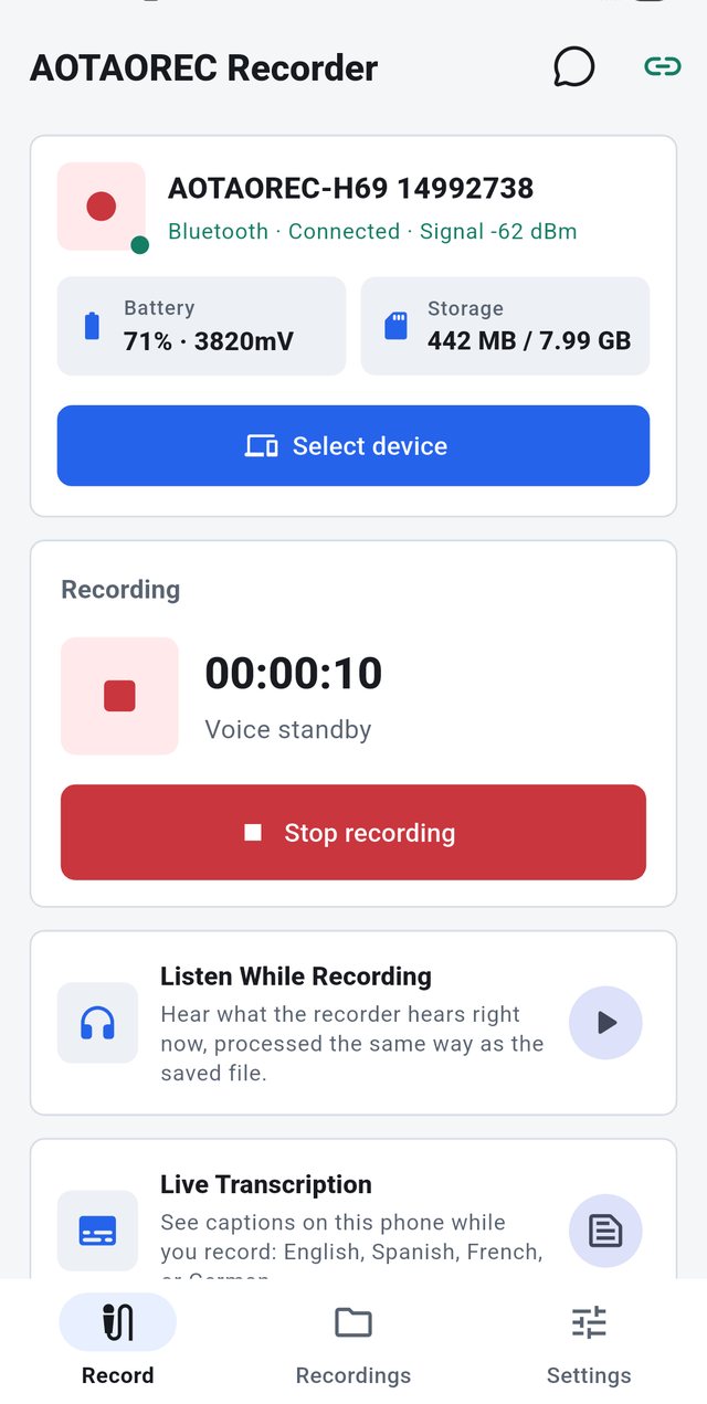Application AOTAOREC Recorder affichant un enregistreur connecté avec batterie, mémoire et enregistrement à activation vocale en cours